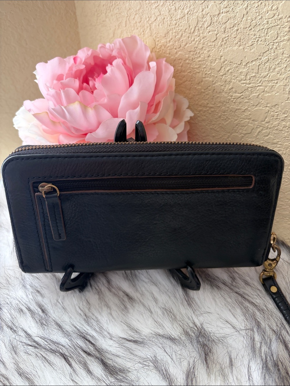Fossil zip around black wallet RFID - Picture 8 of 8